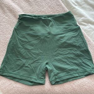 Alphalete shorts